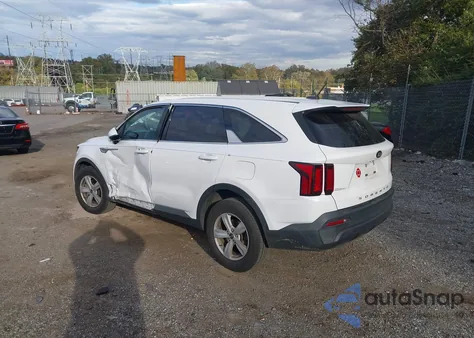 2021 Kia Sorento Lx z USA, uszkodzony, nr VIN 5XYRG4LC0MG002315